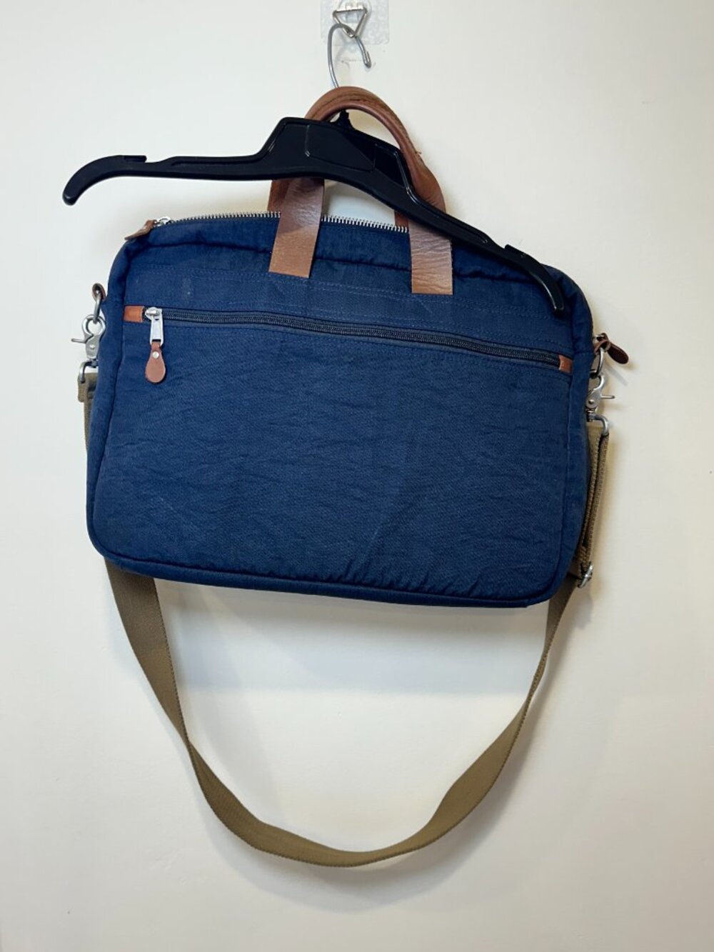 J Crew Dry Goods Harwick Messenger Bag Blue Nylon With Shoulder Strap Leather - Picture 11 of 11